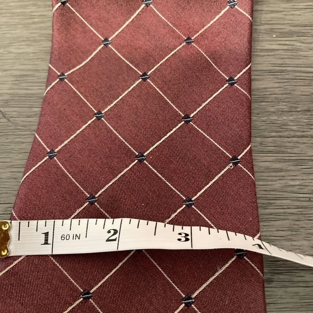 Tommy Hilfiger Men's Classic Diamond Stripe Tie Maroon/Navy/Gold